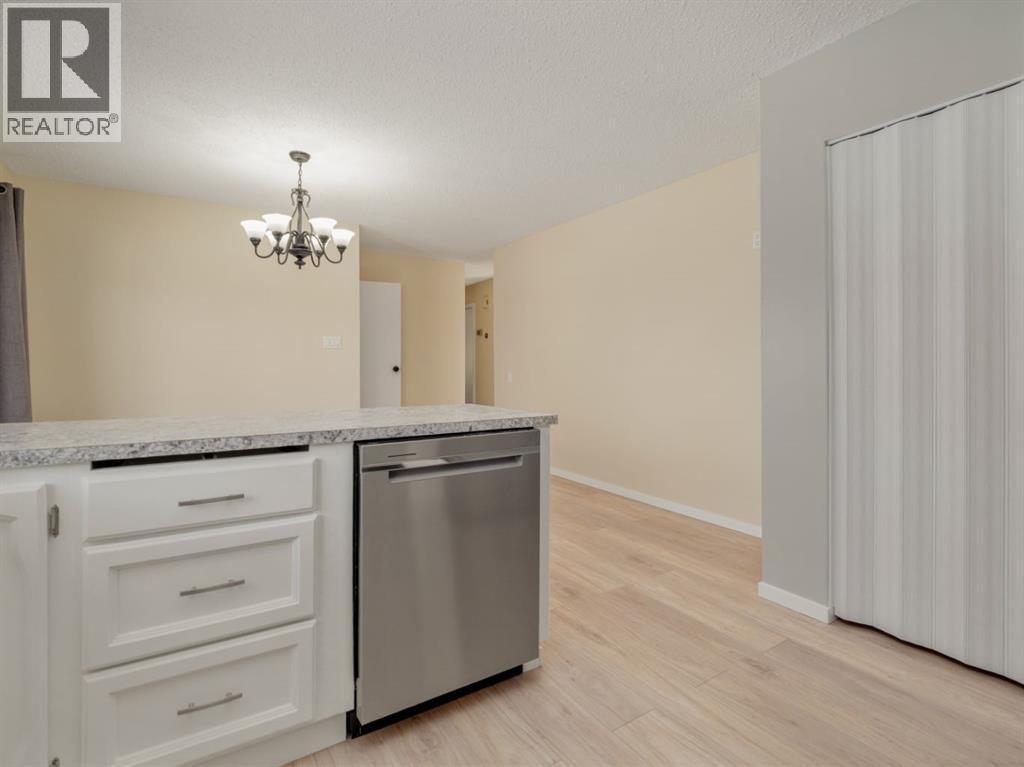 233 8 Street W, Cardston, Alberta  T0K 0K0 - Photo 13 - A2286901