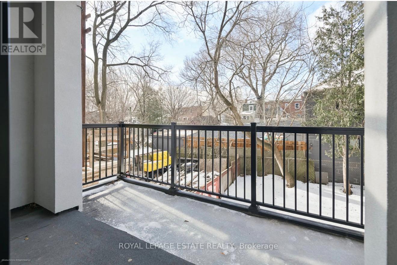 Main Floor - 506 Scarborough Road, Toronto, Ontario  M4E 3N2 - Photo 14 - E12841044