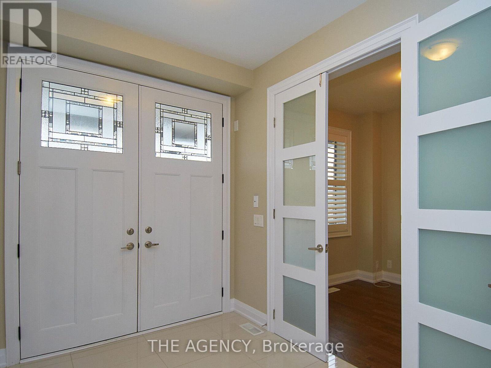 2344 Dobbinton Street, Oshawa, Ontario  L1L 0L4 - Photo 3 - E12841054