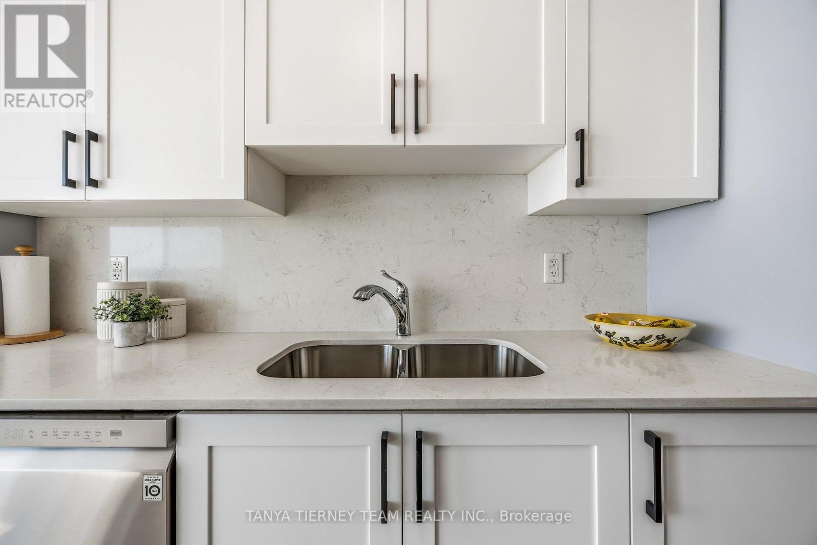 903 - 340 Watson Street W, Whitby, Ontario  L1N 9G1 - Photo 17 - E12841102