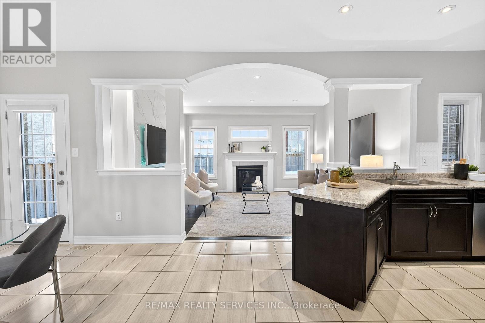 57 Sharplin Drive, Ajax, Ontario  L1Z 0C6 - Photo 12 - E12841144