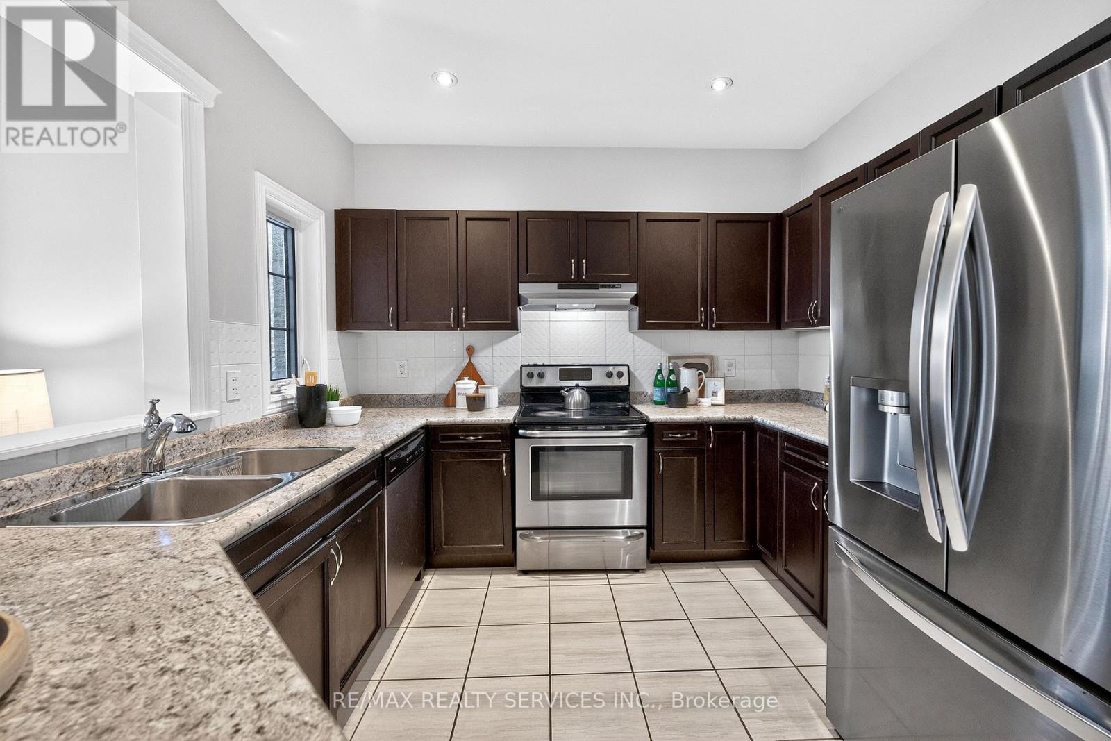 57 Sharplin Drive, Ajax, Ontario  L1Z 0C6 - Photo 21 - E12841144