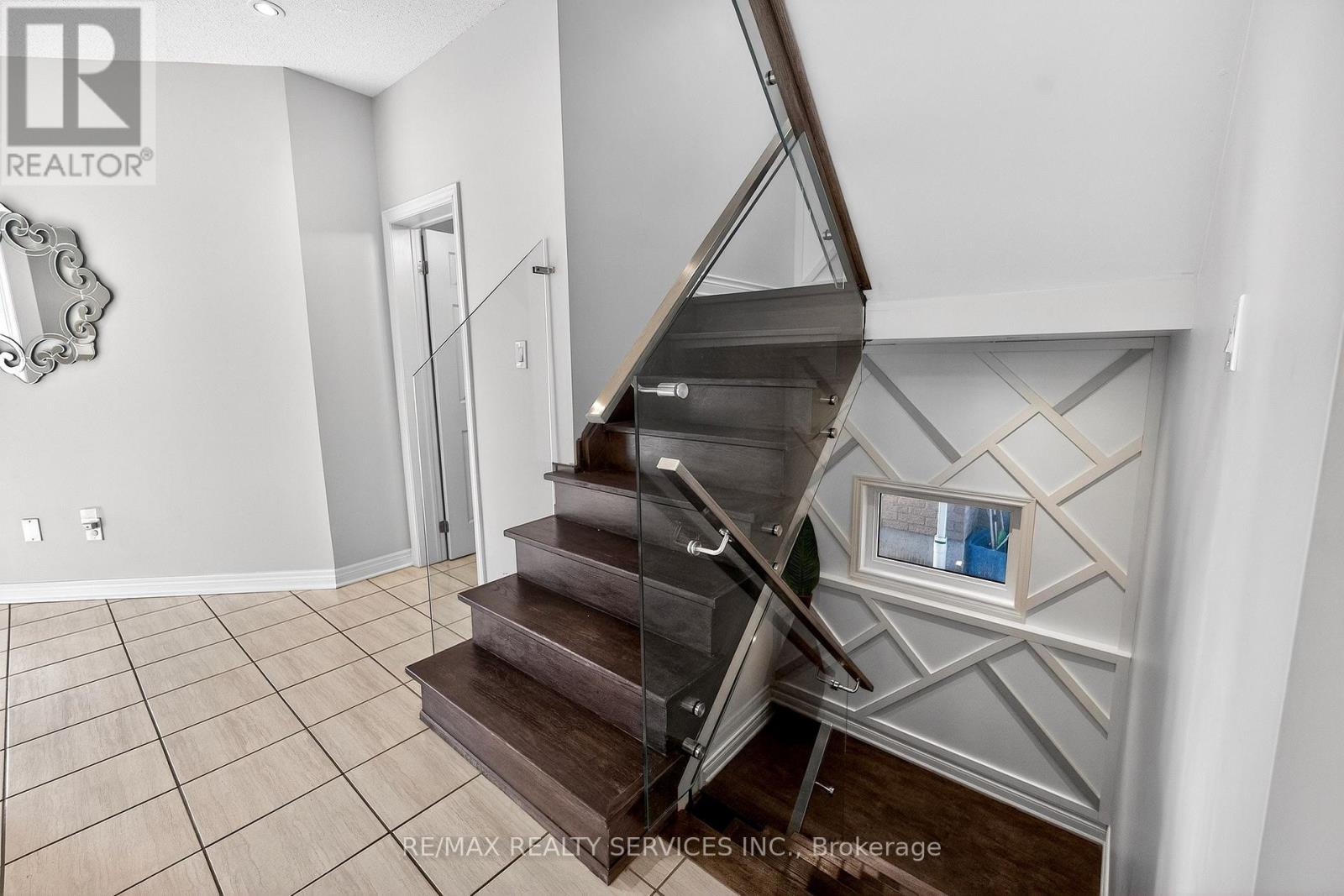 57 Sharplin Drive, Ajax, Ontario  L1Z 0C6 - Photo 24 - E12841144