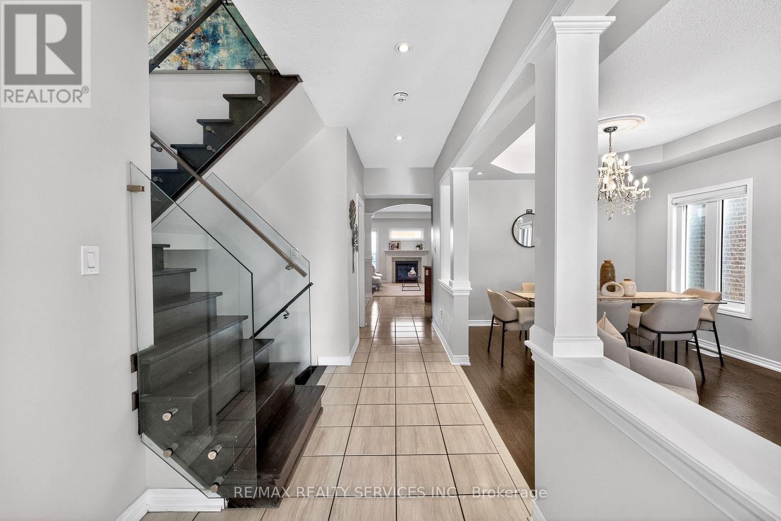 57 Sharplin Drive, Ajax, Ontario  L1Z 0C6 - Photo 7 - E12841144