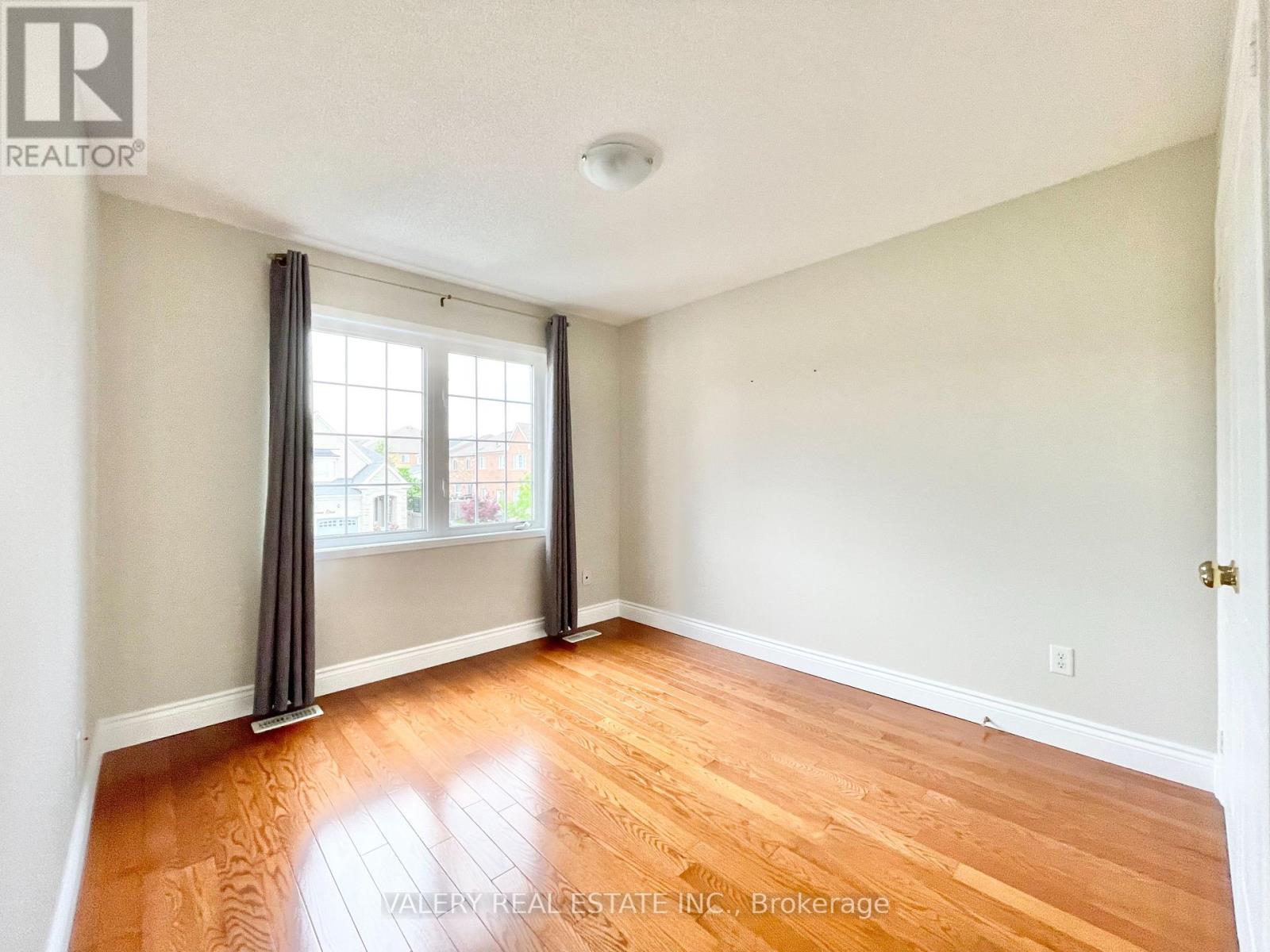 1 - 687 Blackwood Boulevard, Oshawa, Ontario  L1K 0G7 - Photo 5 - E12841180