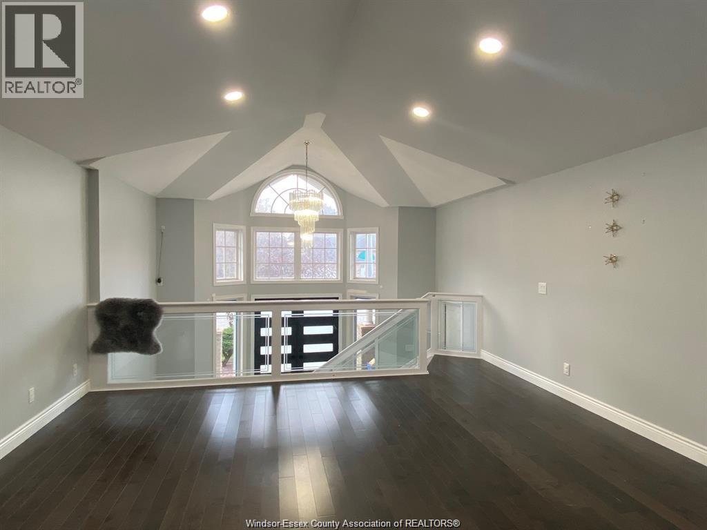 2665 Preston Court, Windsor, Ontario  N9E 4N8 - Photo 3 - 26004419