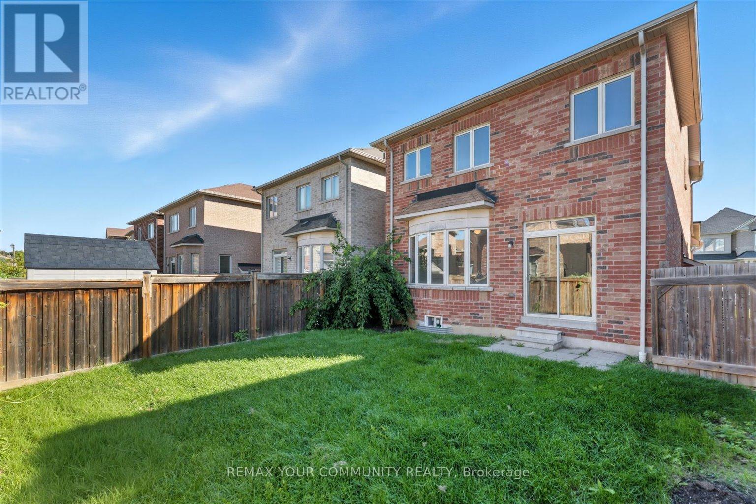 23 Lucida Court, Whitchurch-Stouffville, Ontario  L4A 1S1 - Photo 36 - N12841060
