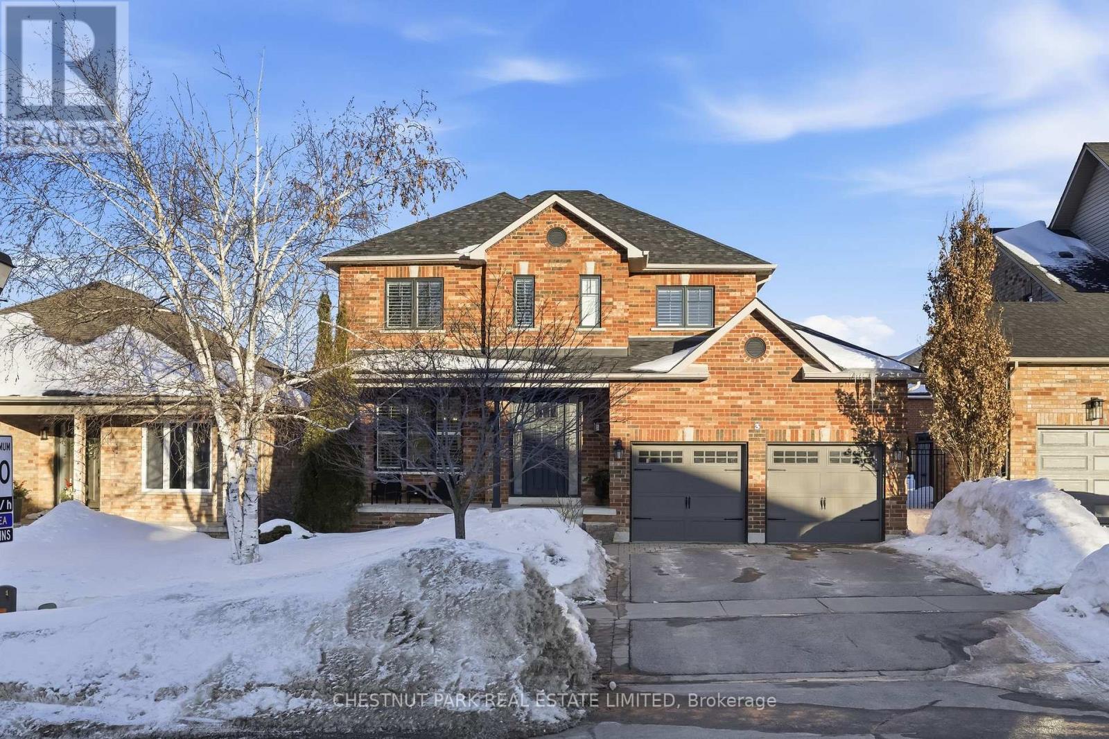 3 CORAL CREEK CRESCENT, Uxbridge, Ontario