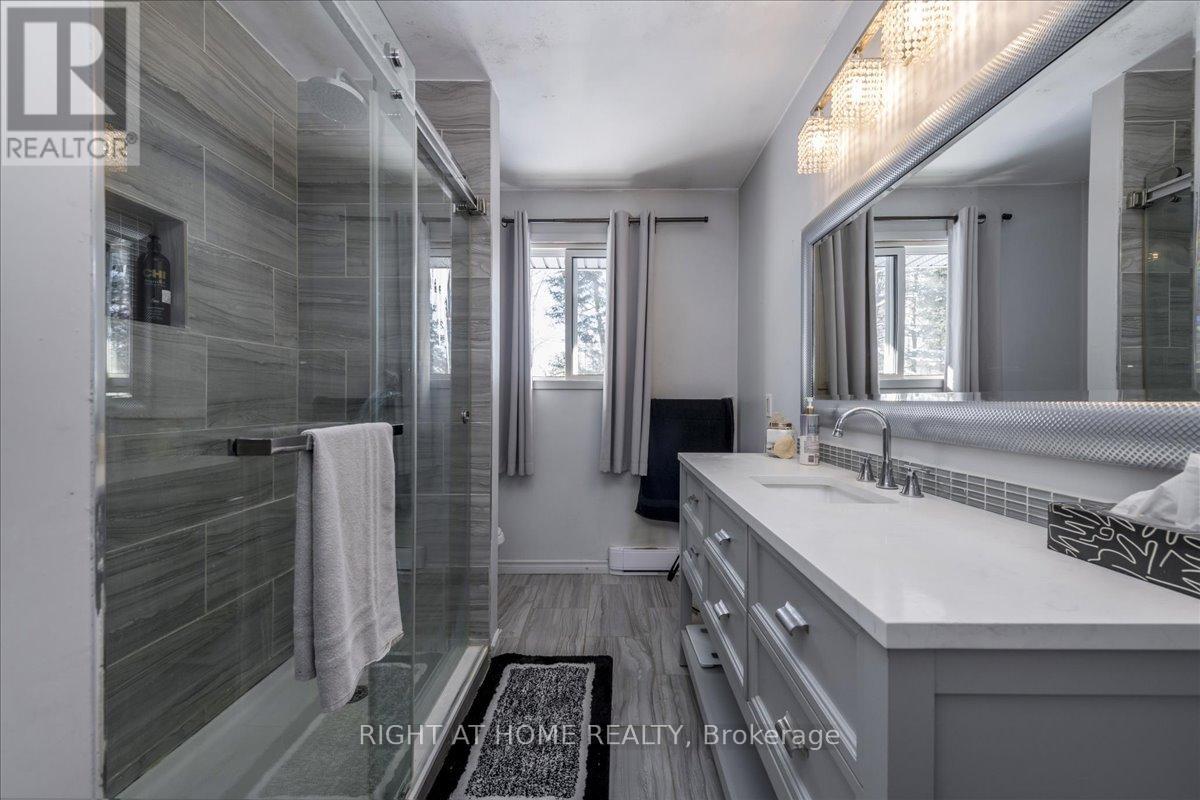 1628 Warminster Side Road, Oro-Medonte, Ontario  L0K 1E0 - Photo 16 - S12841192