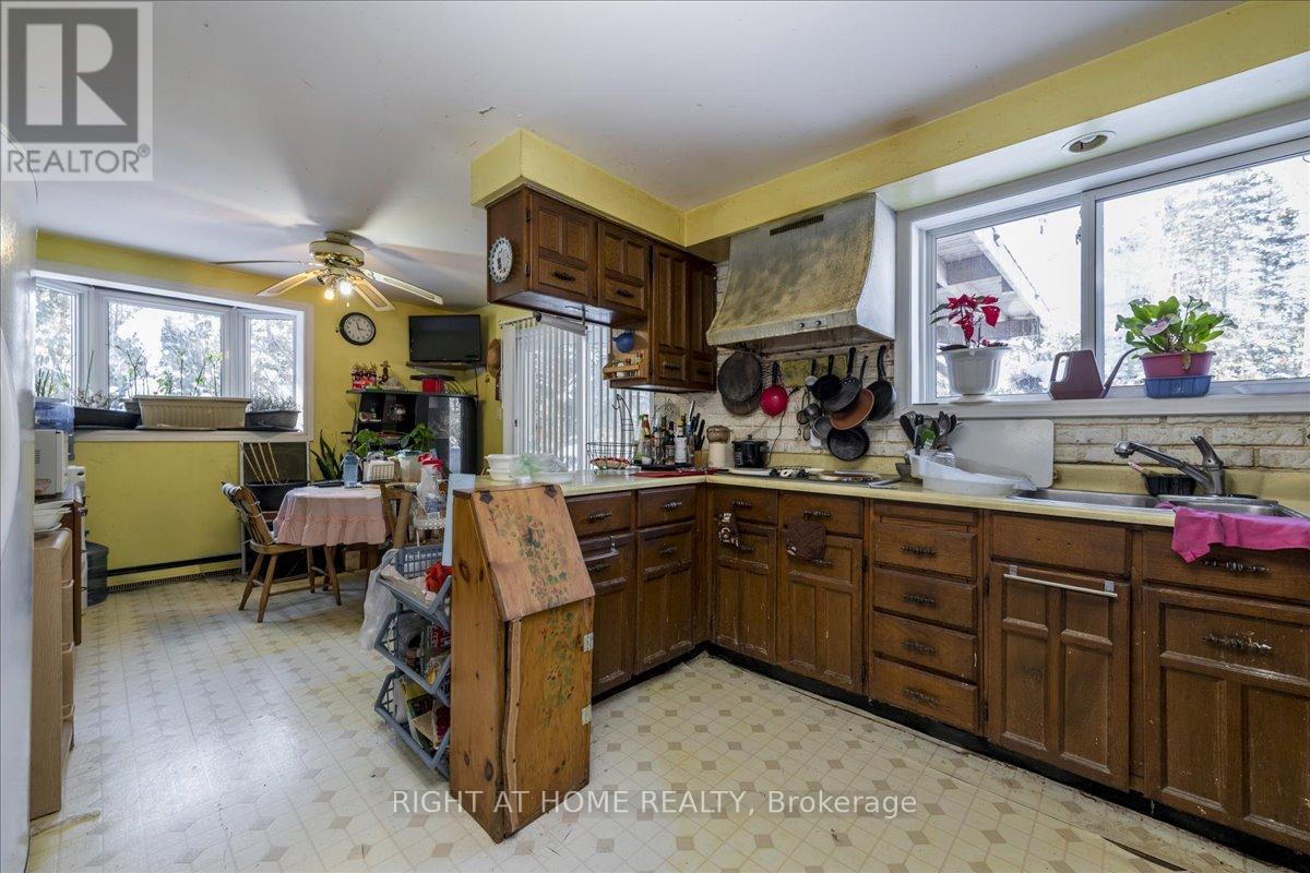 1628 Warminster Side Road, Oro-Medonte, Ontario  L0K 1E0 - Photo 24 - S12841192