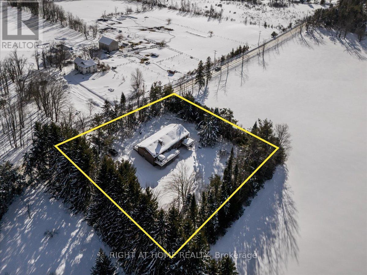 1628 Warminster Side Road, Oro-Medonte, Ontario  L0K 1E0 - Photo 32 - S12841192