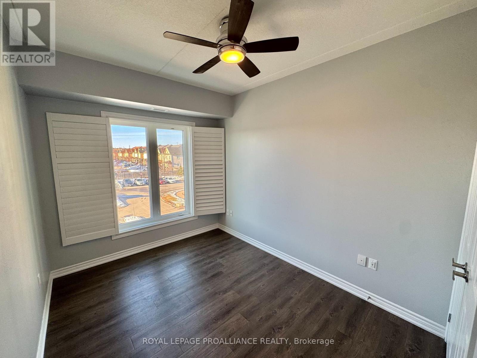 302 - 290 Liberty Street N, Clarington, Ontario  L1C 0V5 - Photo 8 - E12839786