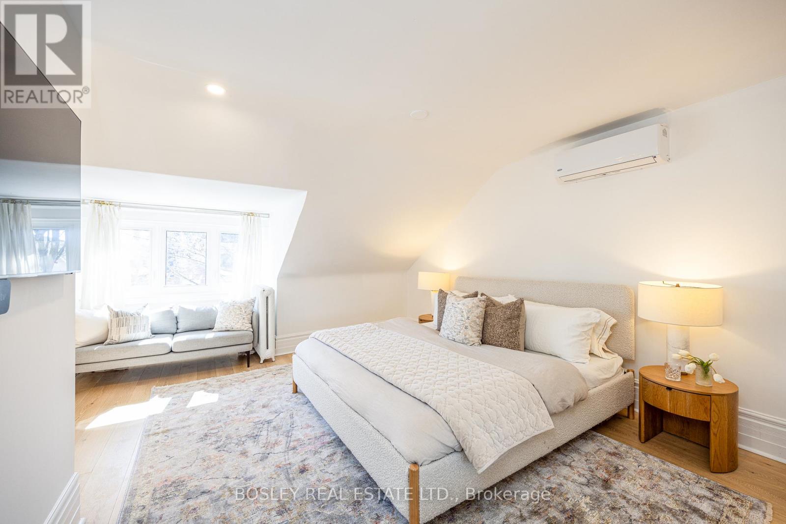 110 Grenadier Road, Toronto, Ontario  M6R 1R4 - Photo 30 - W12839176