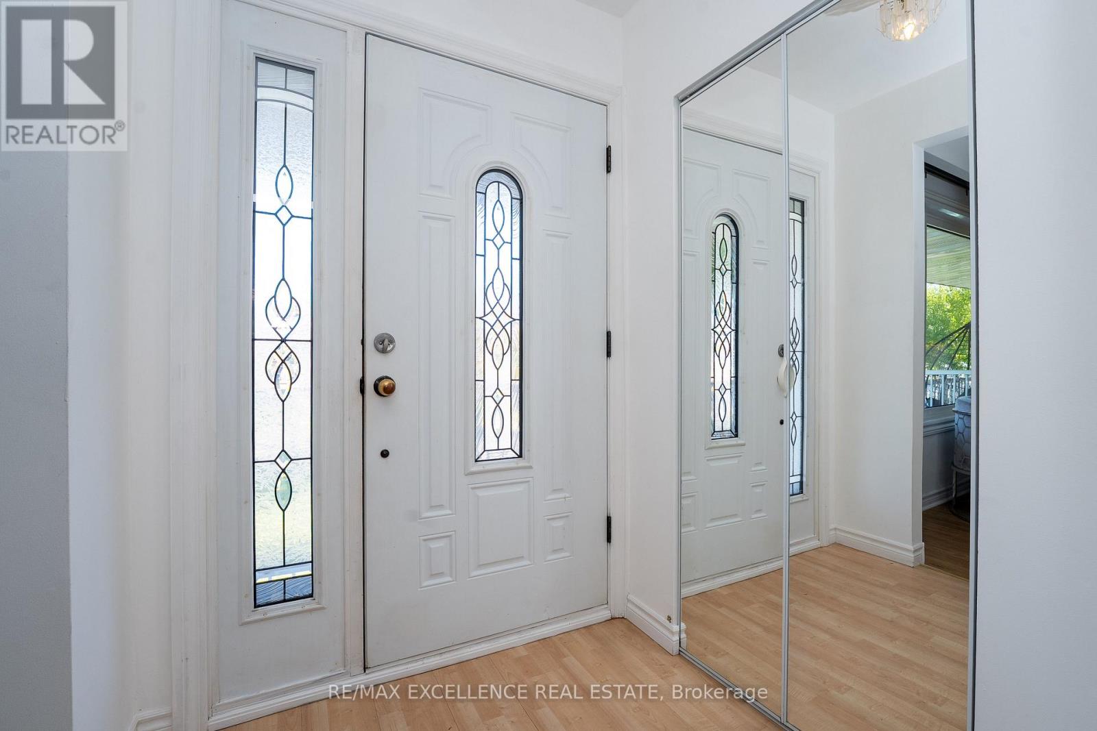 3692 Crabtree Crescent, Mississauga, Ontario  L4T 1S6 - Photo 6 - W12839902