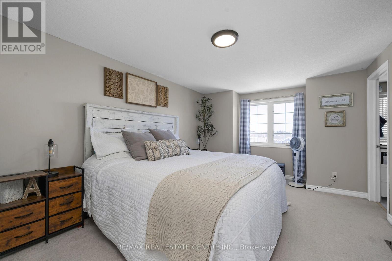 93 Benjamin Crescent, Orangeville, Ontario  L9W 5J3 - Photo 9 - W12841046