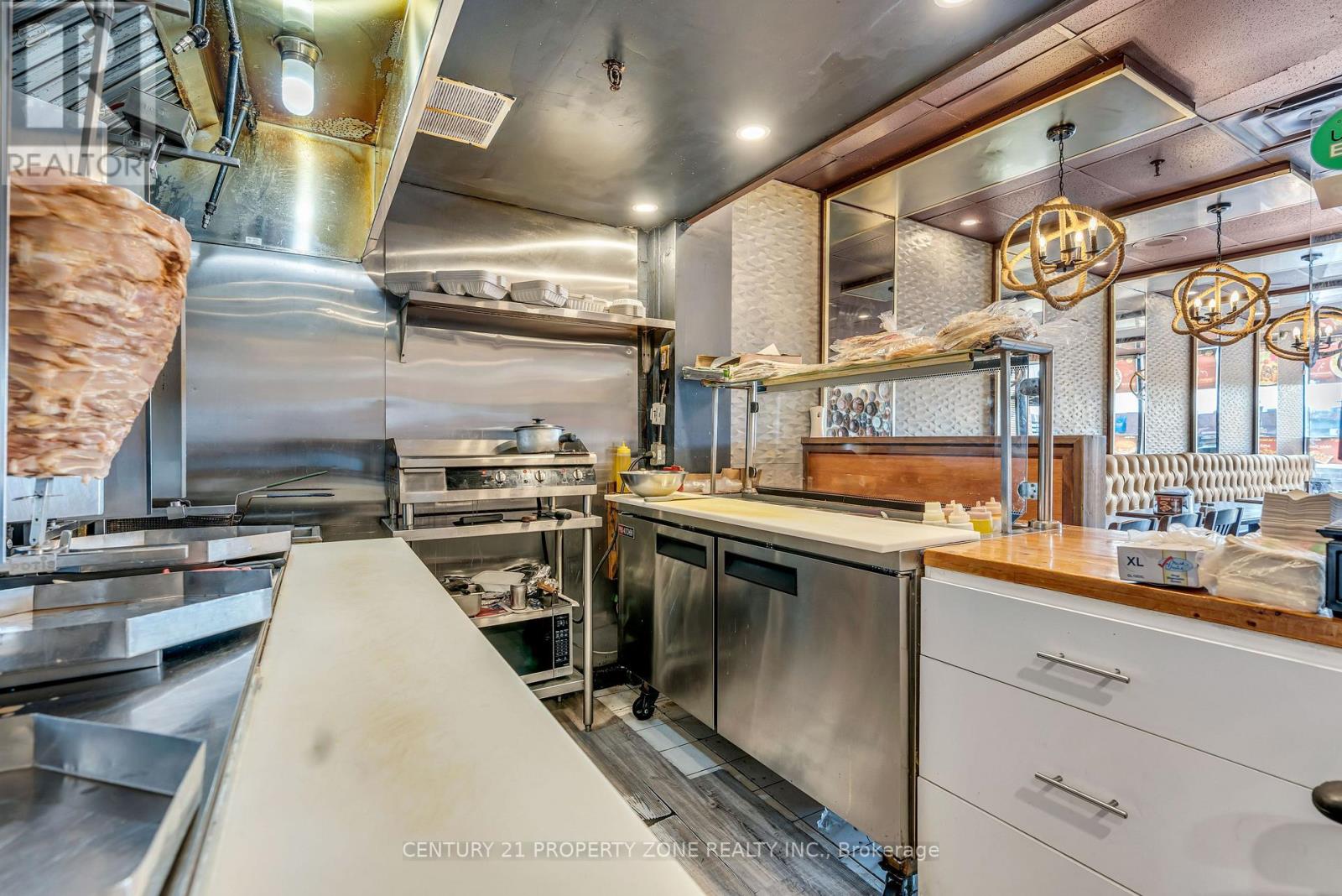 6 - 5130 Dixie Road S, Mississauga, Ontario  L4W 4K2 - Photo 23 - W12841062