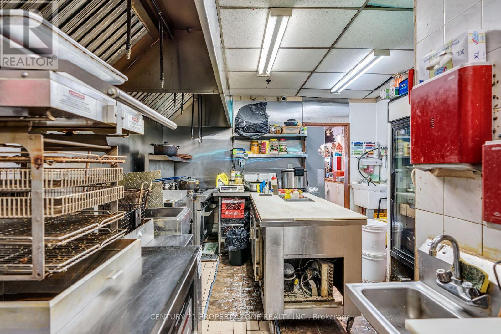 6 - 5130 Dixie Road S, Mississauga, Ontario  L4W 4K2 - Photo 27 - W12841062