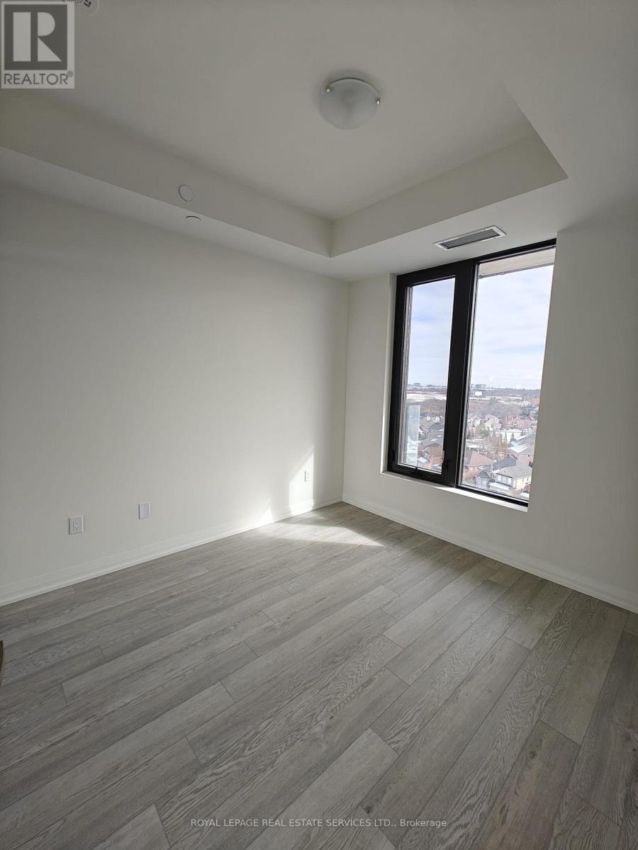 1106 - 1415 Dundas Street E, Oakville, Ontario  L6H 7V8 - Photo 11 - W12841064