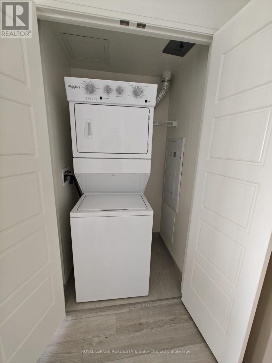 1106 - 1415 Dundas Street E, Oakville, Ontario  L6H 7V8 - Photo 14 - W12841064