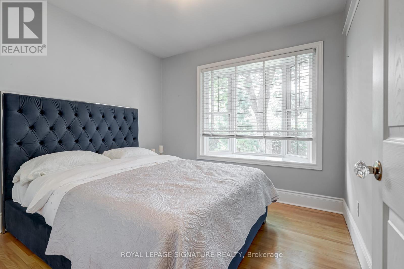 383 Maplehurst Avenue, Oakville, Ontario  L6L 4Y3 - Photo 16 - W12841092