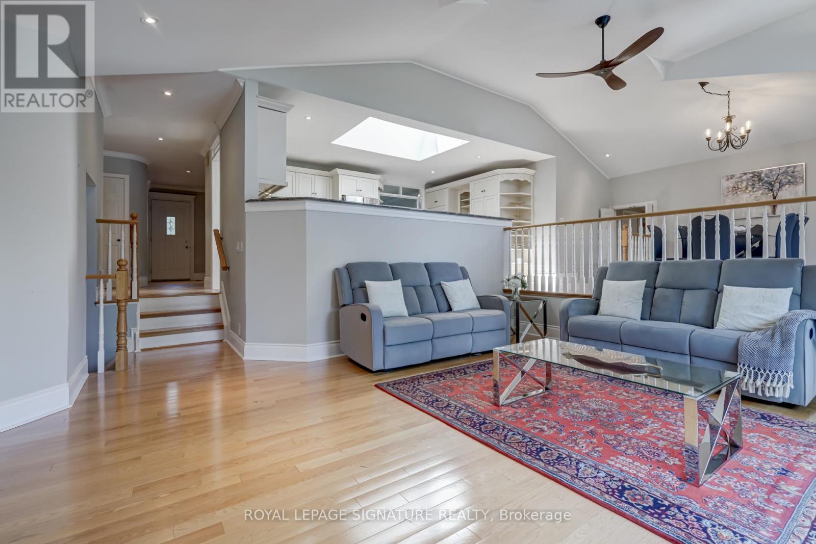 383 Maplehurst Avenue, Oakville, Ontario  L6L 4Y3 - Photo 21 - W12841092