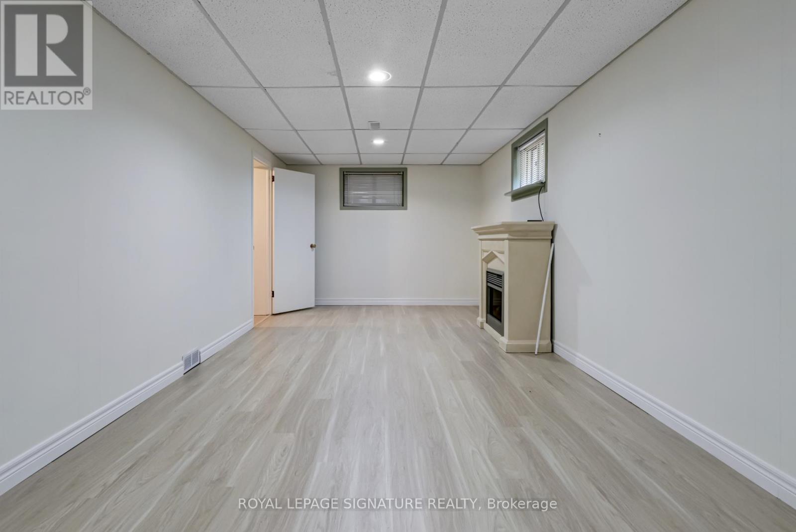 383 Maplehurst Avenue, Oakville, Ontario  L6L 4Y3 - Photo 25 - W12841092