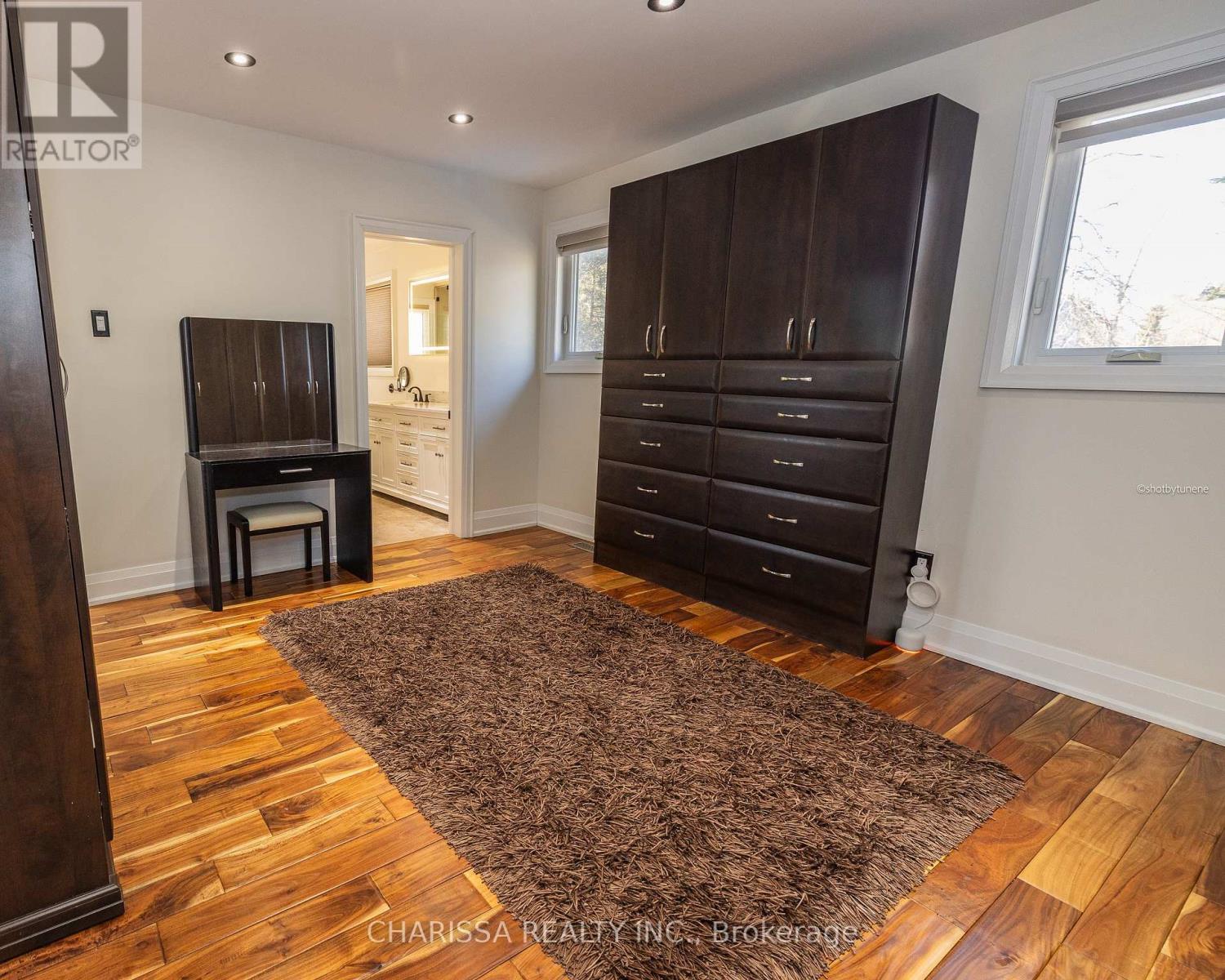 60 Belvedere Drive, Oakville, Ontario  L6L 4B6 - Photo 13 - W12841118