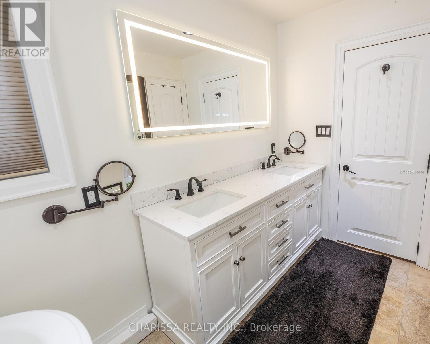 60 Belvedere Drive, Oakville, Ontario  L6L 4B6 - Photo 16 - W12841118