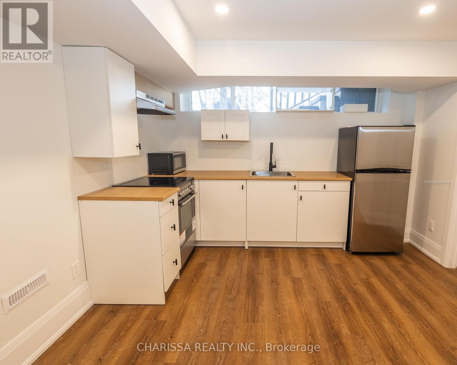 60 Belvedere Drive, Oakville, Ontario  L6L 4B6 - Photo 44 - W12841118