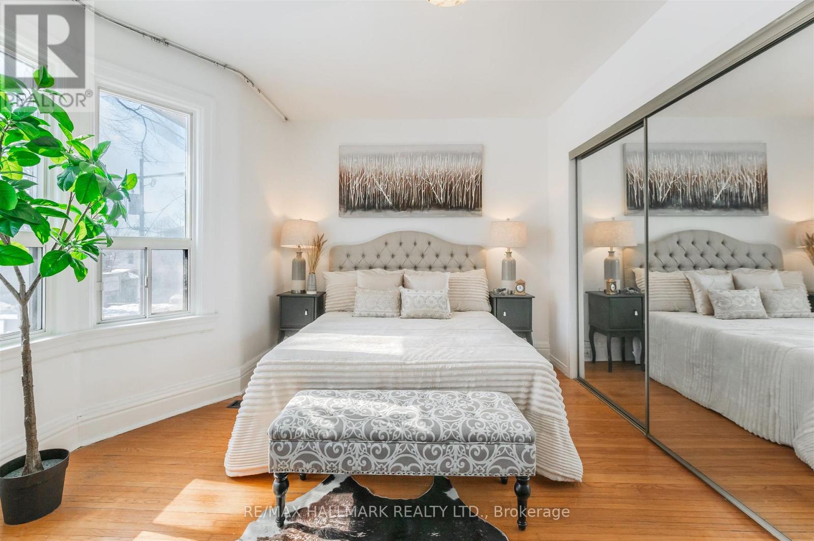 4 Irene Avenue, Toronto, Ontario  M6G 1M6 - Photo 26 - W12841124