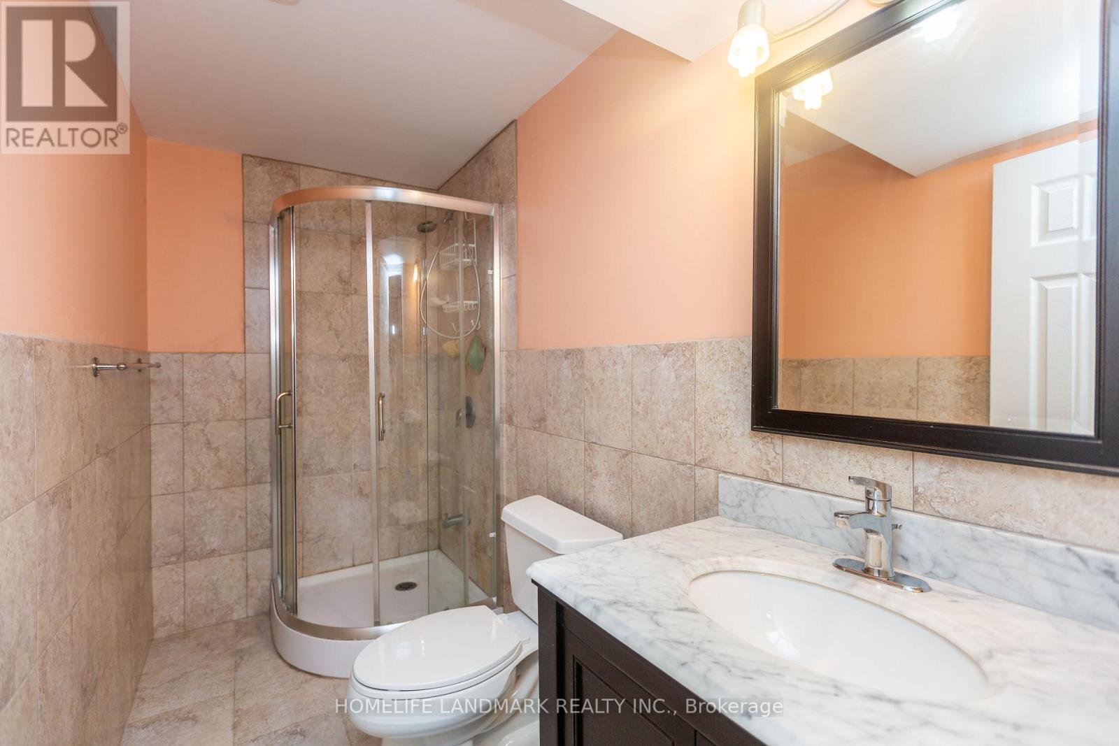 5722 Greensboro Drive, Mississauga, Ontario  L5M 5T7 - Photo 8 - W12841146