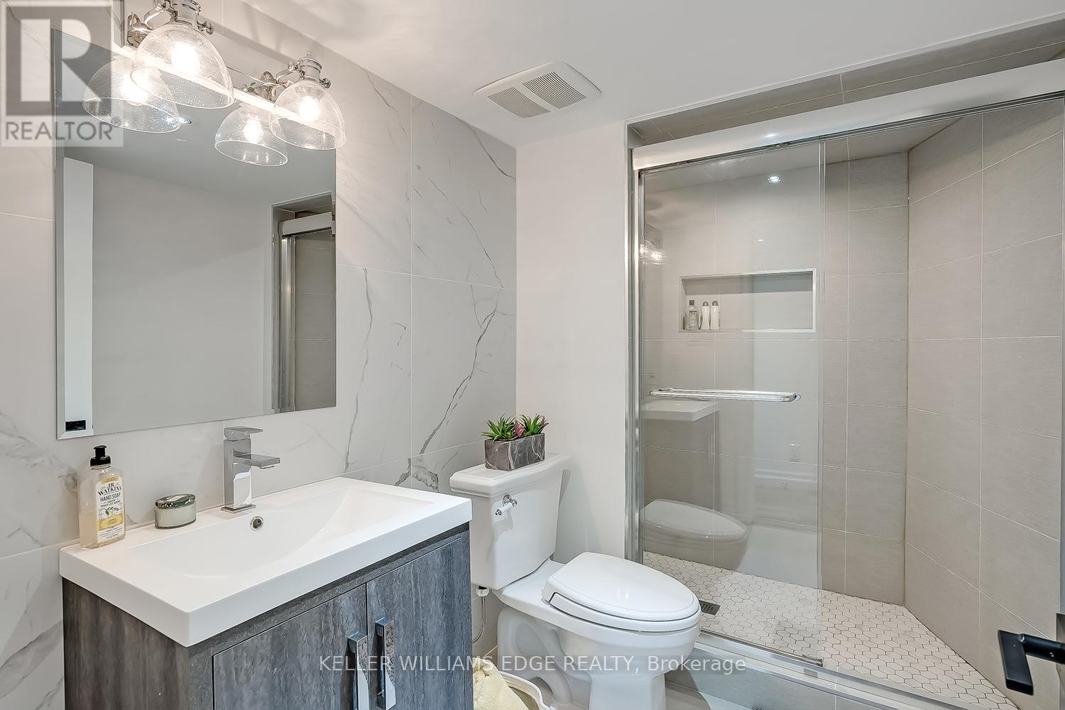 500 Burlington Avenue, Burlington, Ontario  L7S 1R8 - Photo 37 - W12841156