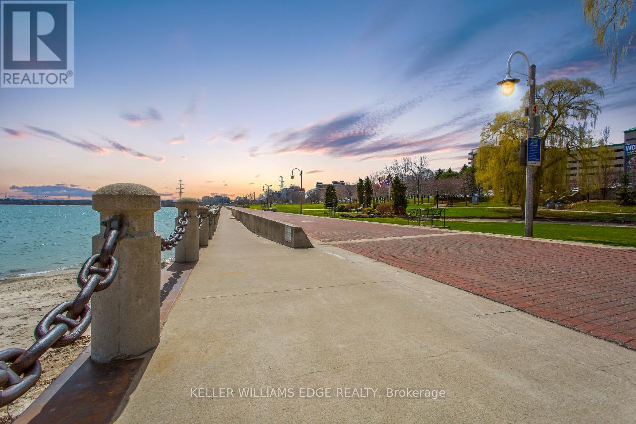 500 Burlington Avenue, Burlington, Ontario  L7S 1R8 - Photo 42 - W12841156