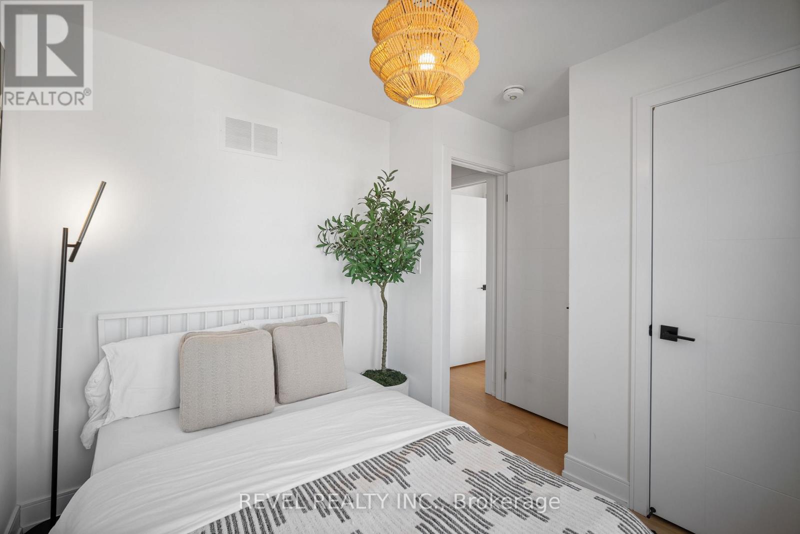 1417 Clarriage Court, Milton, Ontario  L9E 1L6 - Photo 42 - W12841184