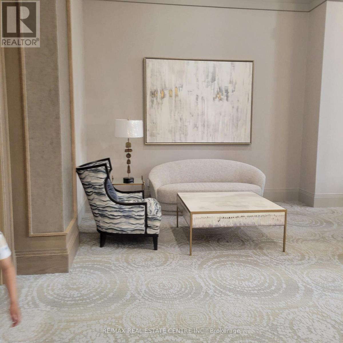 1801 - 30 Elm Drive W, Mississauga, Ontario  L5B 0N6 - Photo 9 - W12841188