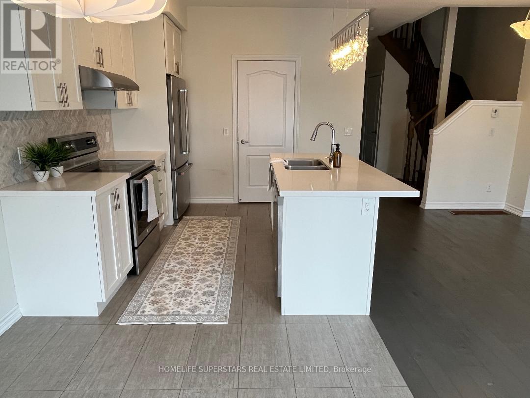 3068 Cascade Common, Oakville, Ontario  L6H 7E3 - Photo 4 - W12841216