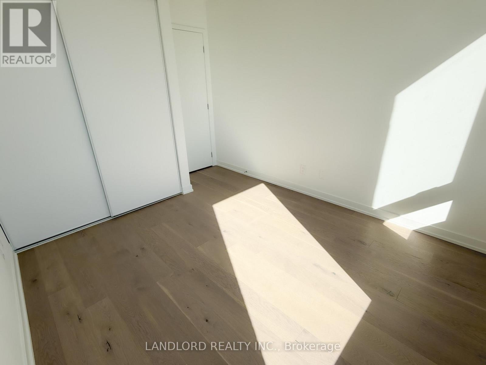 1207 - 3100 Keele Street, Toronto, Ontario  M3M 0E1 - Photo 19 - W12841222