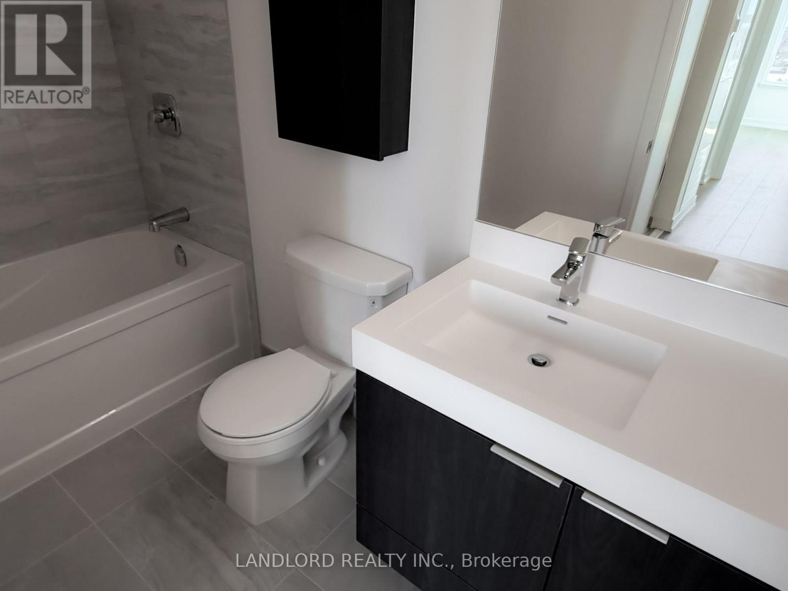 1207 - 3100 Keele Street, Toronto, Ontario  M3M 0E1 - Photo 21 - W12841222