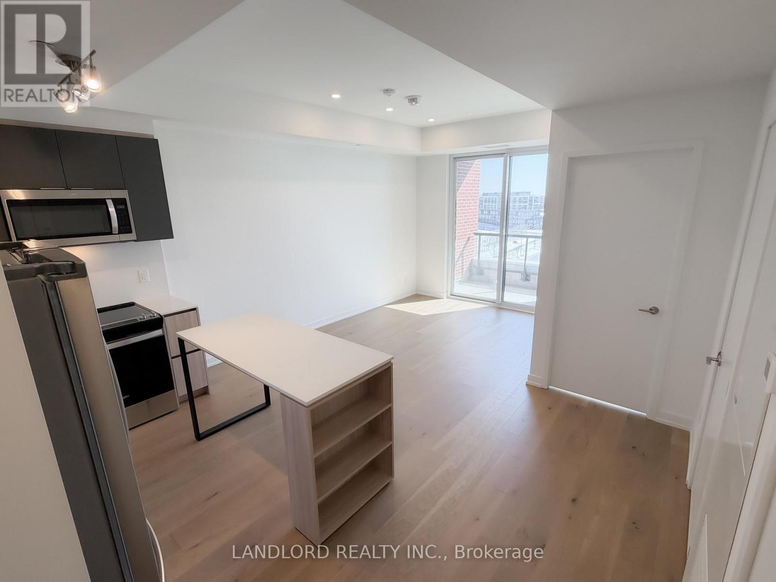 1207 - 3100 Keele Street, Toronto, Ontario  M3M 0E1 - Photo 3 - W12841222