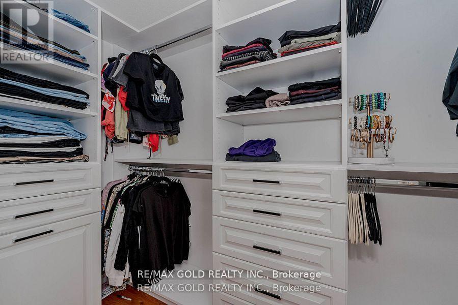 28 Crocker Drive, Brampton, Ontario  L6P 1M8 - Photo 28 - W12841240