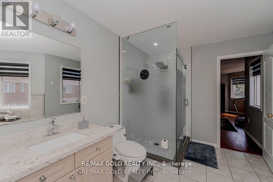 28 Crocker Drive, Brampton, Ontario  L6P 1M8 - Photo 30 - W12841240