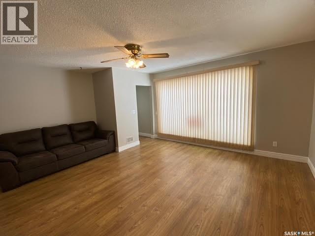 71 Elizabeth Avenue, Yorkton, Saskatchewan  S3N 2E1 - Photo 10 - SK029636