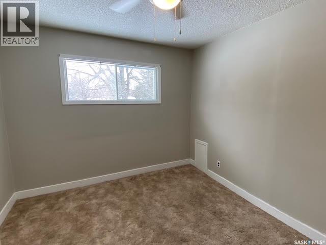 71 Elizabeth Avenue, Yorkton, Saskatchewan  S3N 2E1 - Photo 16 - SK029636