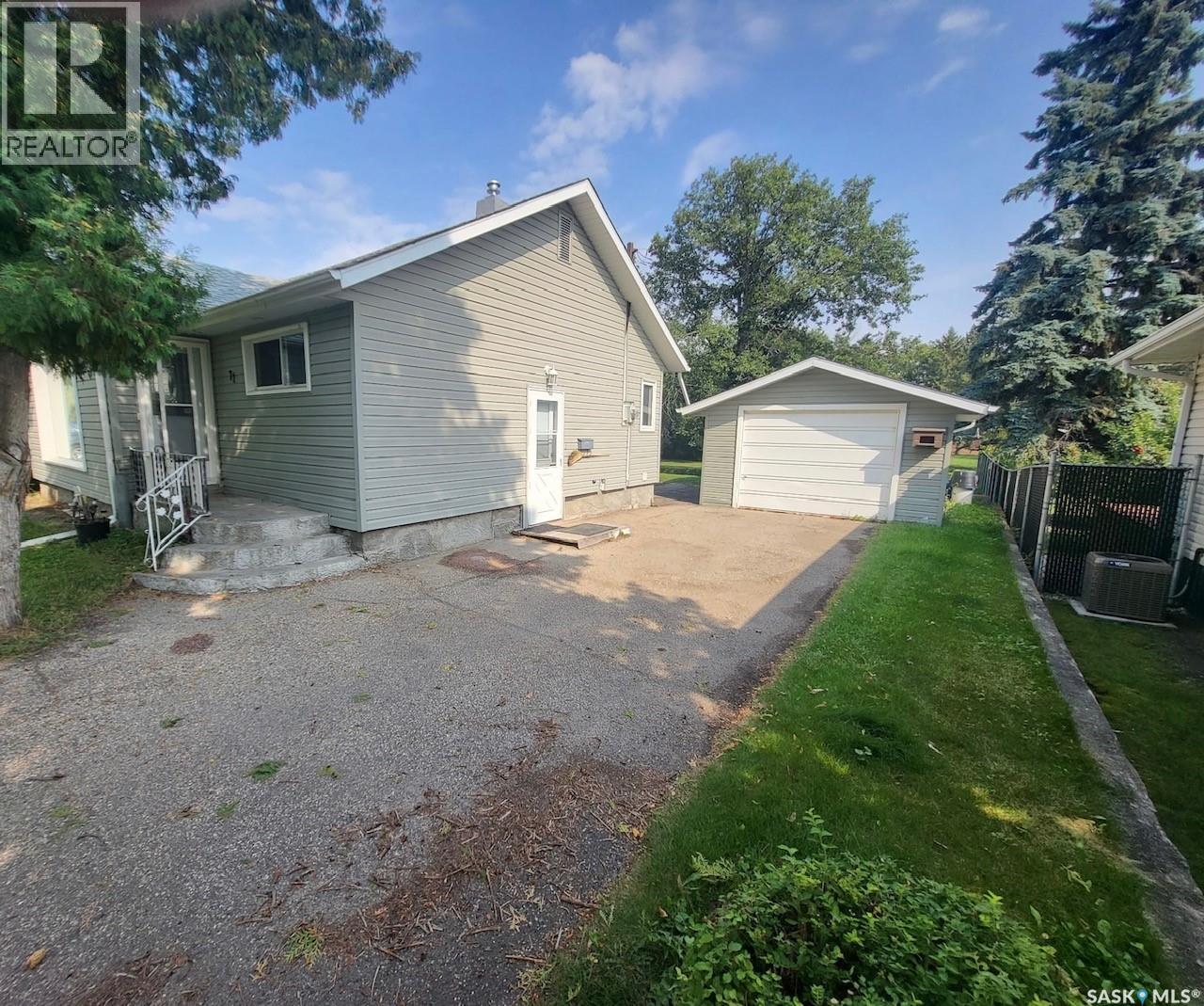 71 Elizabeth Avenue, Yorkton, Saskatchewan  S3N 2E1 - Photo 30 - SK029636