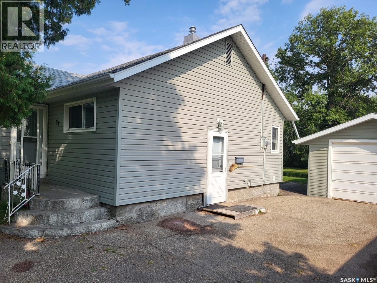 71 Elizabeth Avenue, Yorkton, Saskatchewan  S3N 2E1 - Photo 31 - SK029636