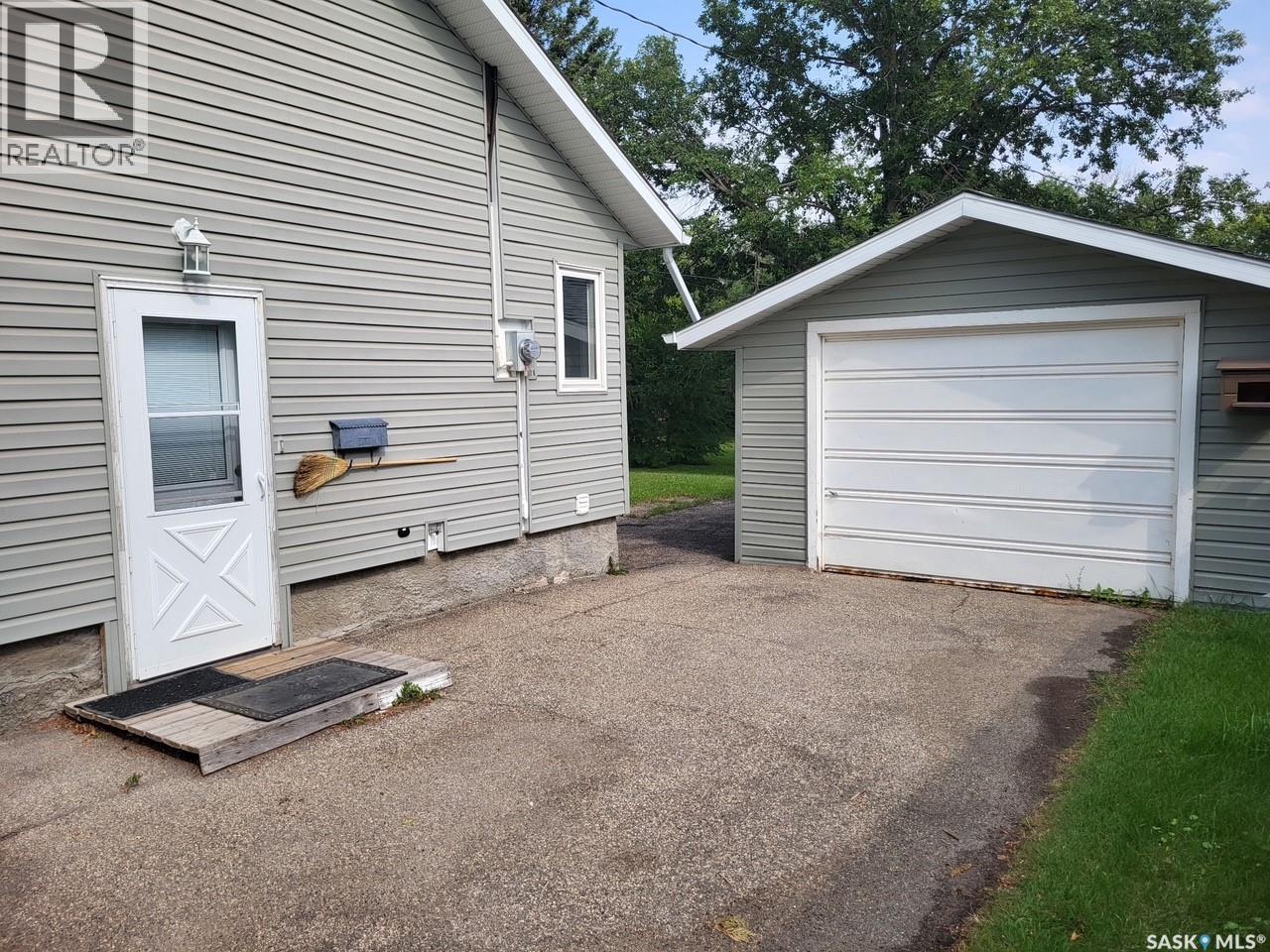 71 Elizabeth Avenue, Yorkton, Saskatchewan  S3N 2E1 - Photo 32 - SK029636
