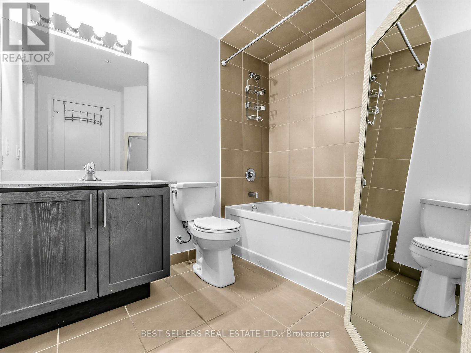 220 - 16 Concord Place, Grimsby, Ontario  L3M 0J1 - Photo 20 - X12841142