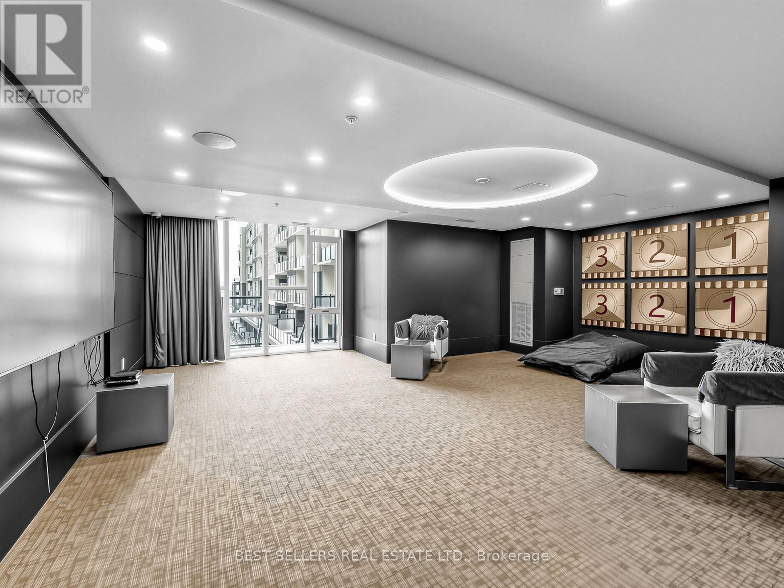 220 - 16 Concord Place, Grimsby, Ontario  L3M 0J1 - Photo 31 - X12841142