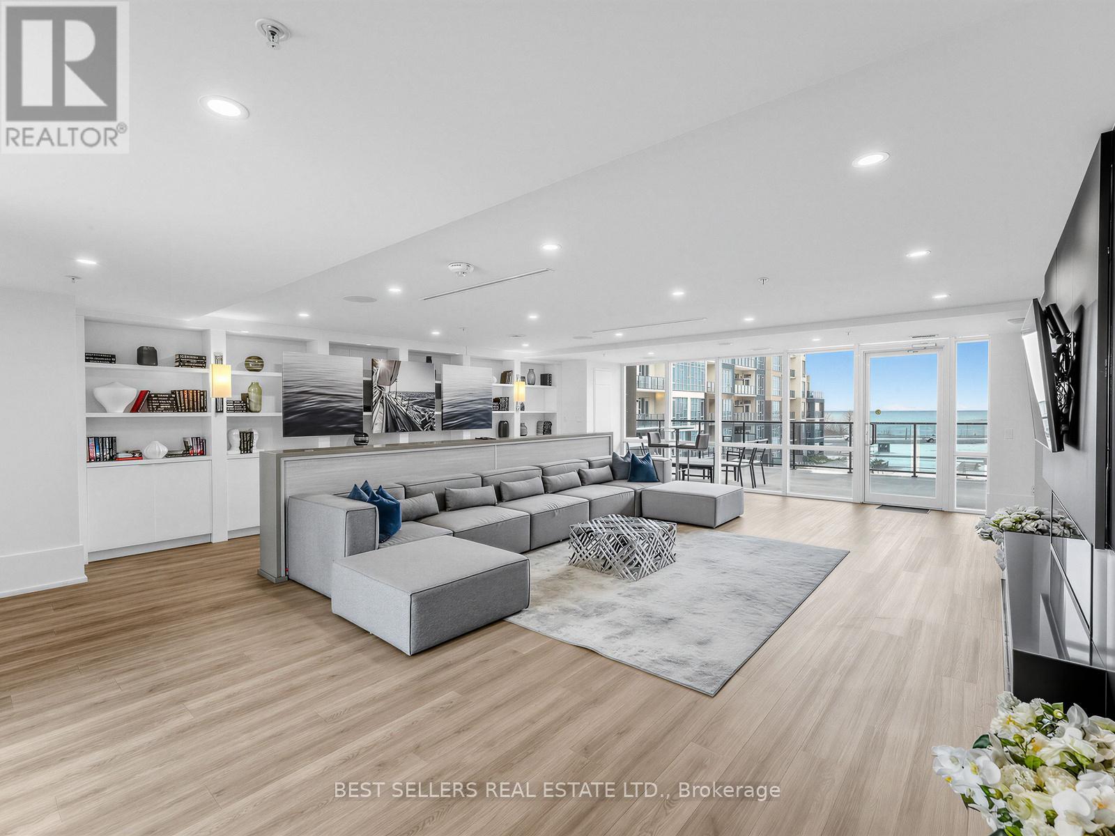 220 - 16 Concord Place, Grimsby, Ontario  L3M 0J1 - Photo 32 - X12841142