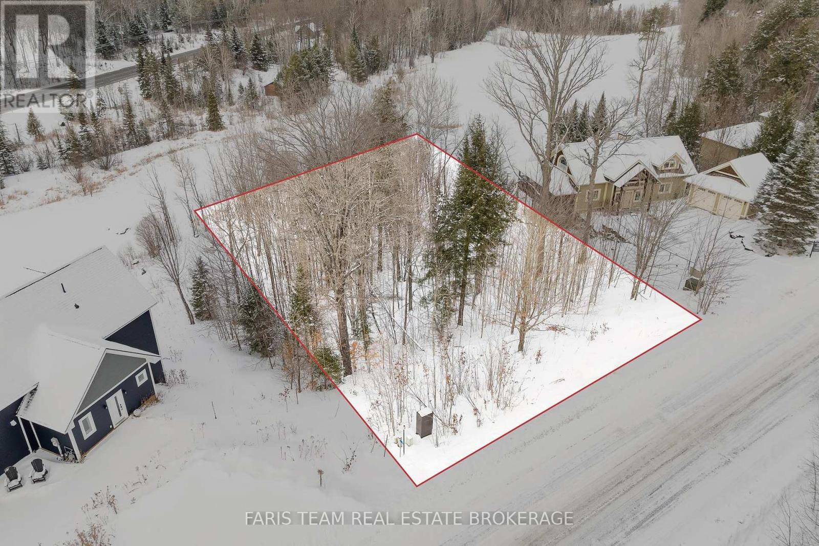 19 DEERHURST HIGHLANDS DRIVE, Huntsville, Ontario